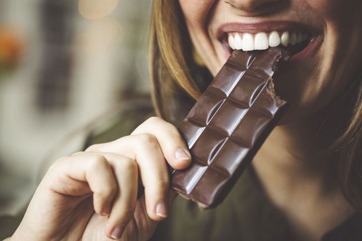 4 mistakes you should avoid when eating chocolate while losing weight